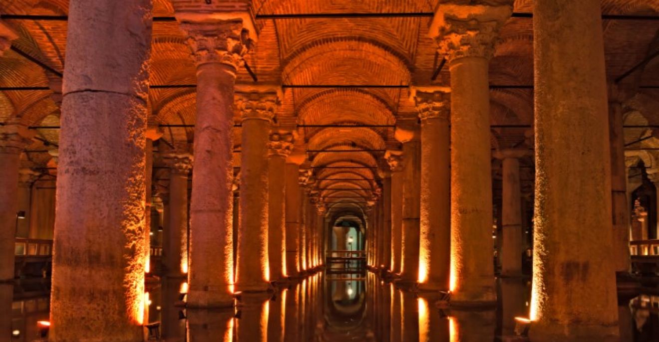 Exploring the Mystical Depths of the Underground Basilica Cistern: Istanbul’s Hidden Marvel