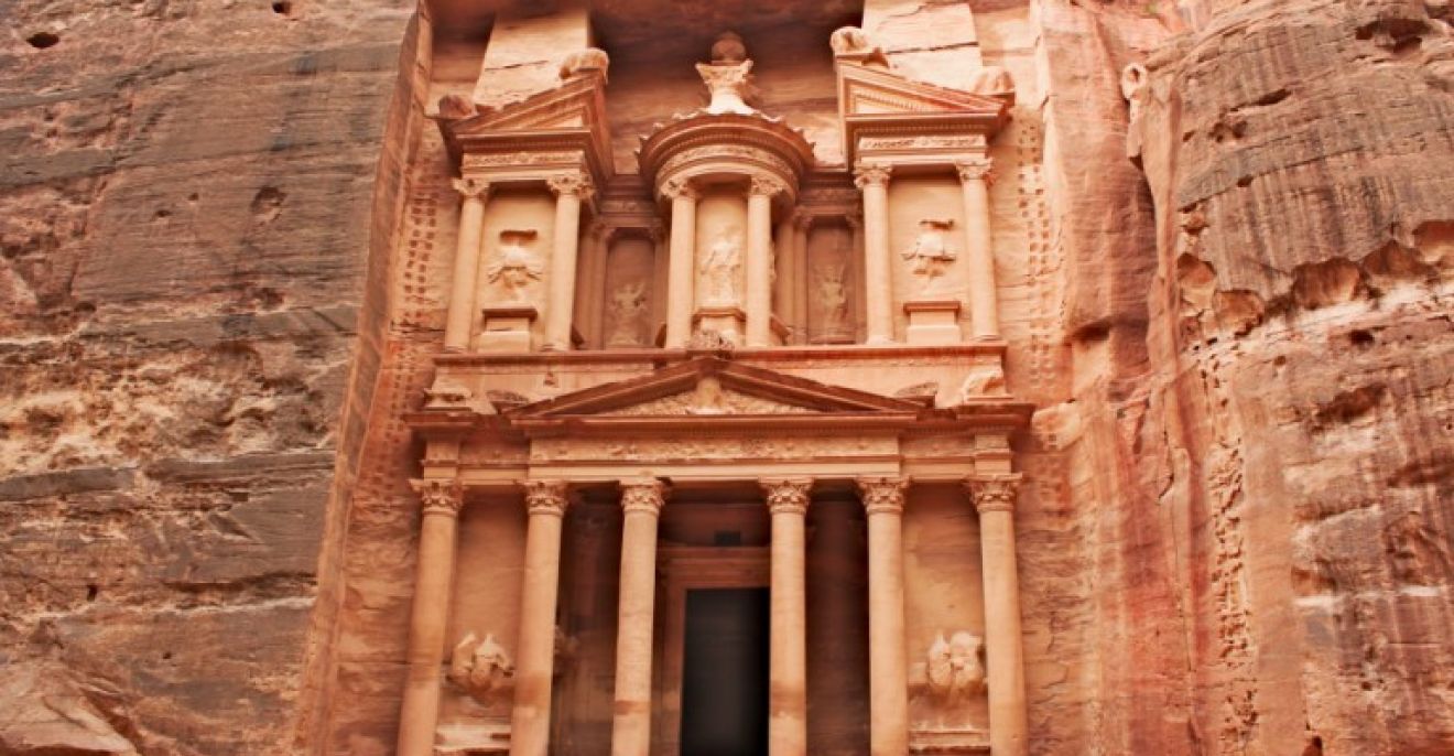 Travel to Petra: The Rose Red City-Jordan