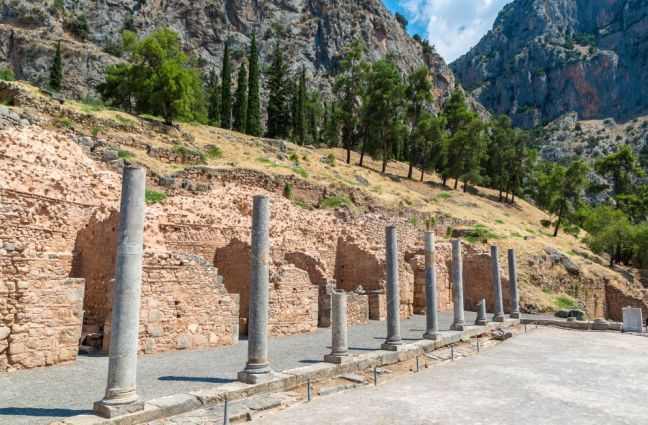 4 Day Olympia Delphi and Meteora Tour