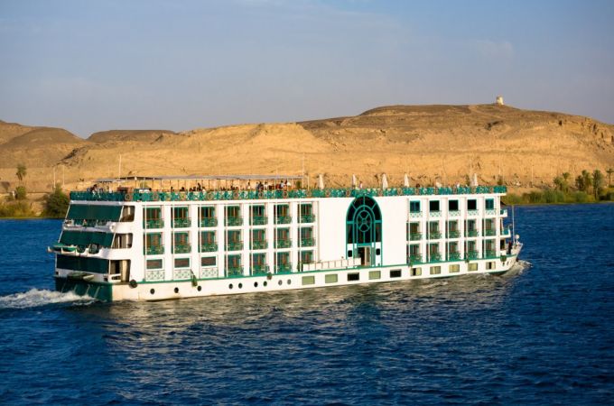 10 Day Cairo Aswan Luxor and Hurghada Tour