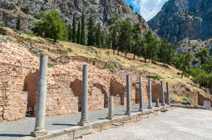 4 Day Olympia Delphi and Meteora Tour