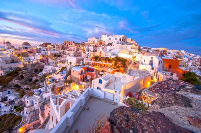 Discovering Greece: A Journey Through History, Mythology, and Culture