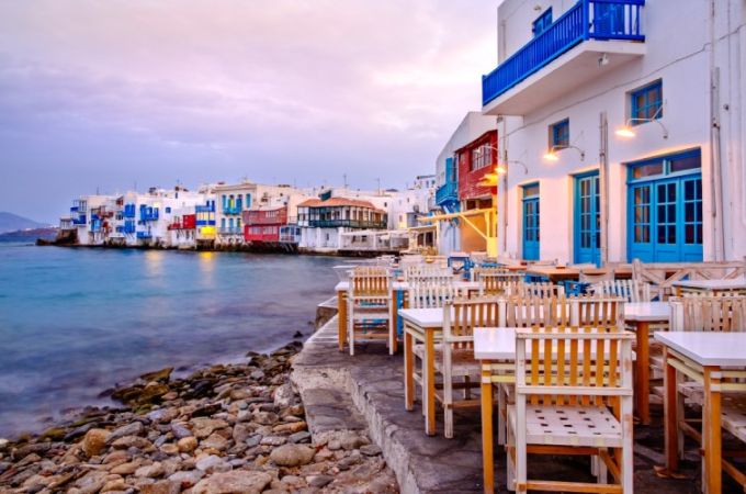 How Long to Spend in Greece: Travel Guide