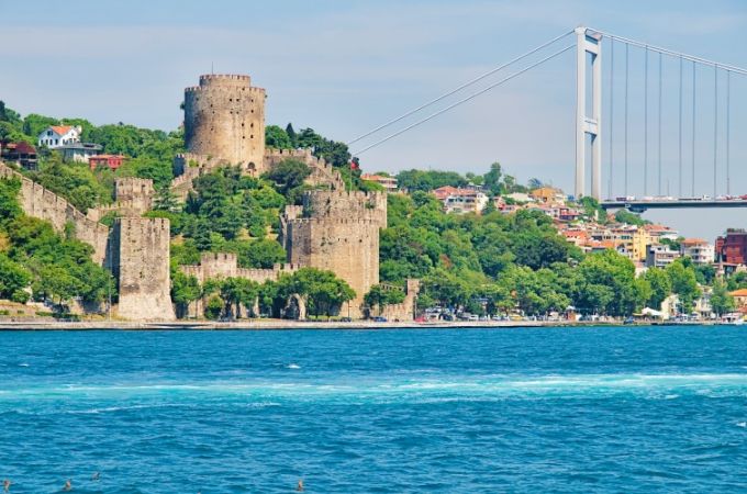 Istanbul Travel Tips: Your Ultimate Guide to Exploring Turkey’s Vibrant Capital