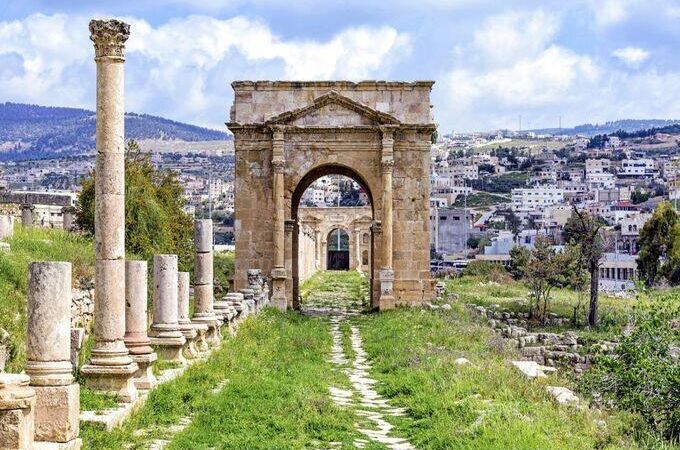 Exploring the Historic Citadel of Kerak in Jordan