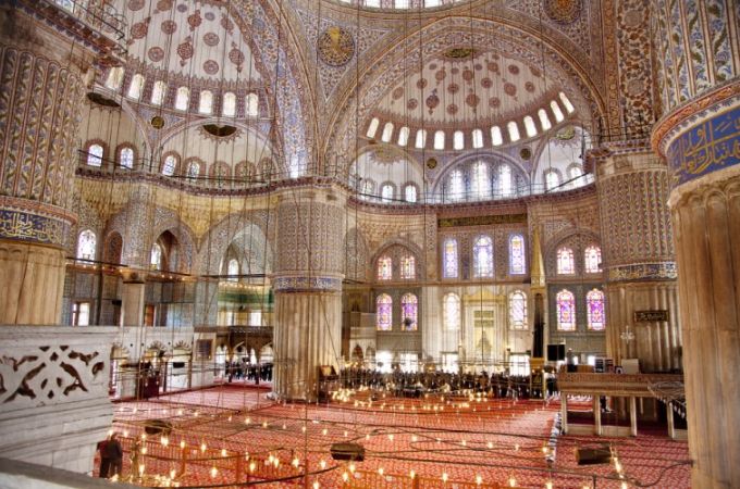 Must-See Places in Istanbul: A Journey Through Time and Culture