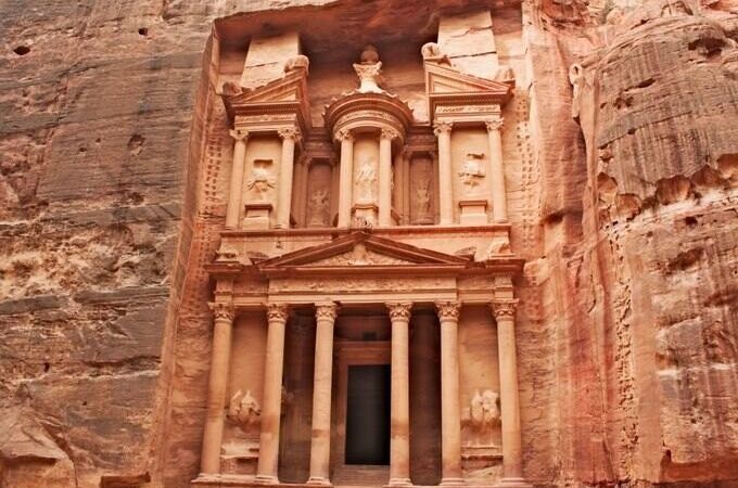 Petra Weather in March