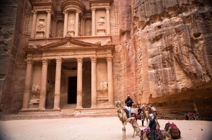 Petra Weather in February