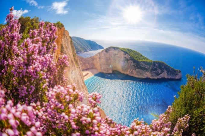 What Do I Need to Prepare for a Trip to Greece ?