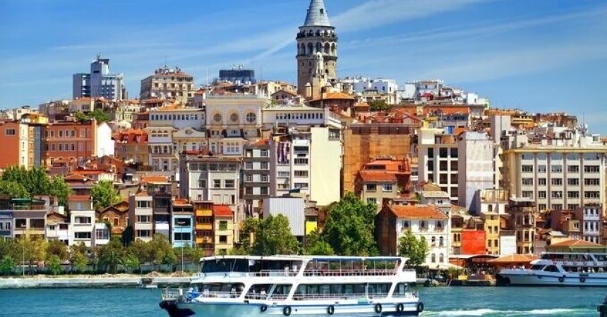 Istanbul Weather in May: Tips for Travelers