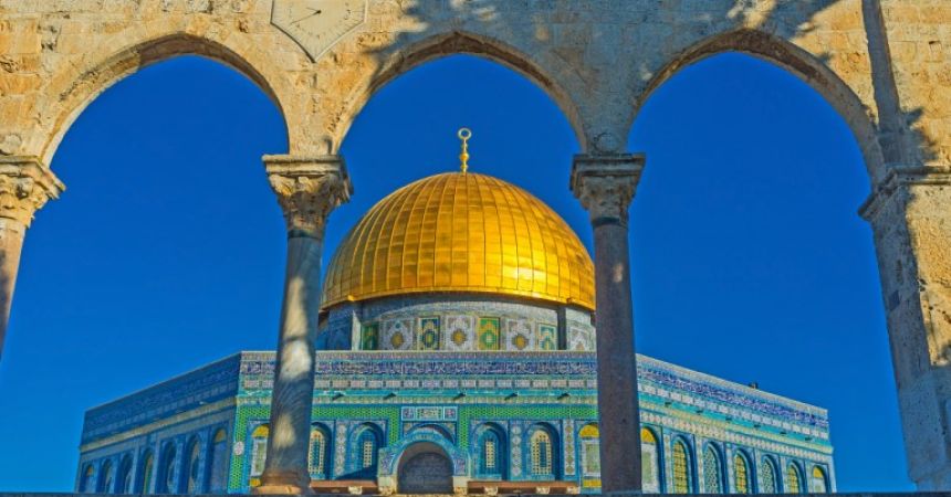 Israel in Two Weeks: A Journey Through Time, Spirituality.