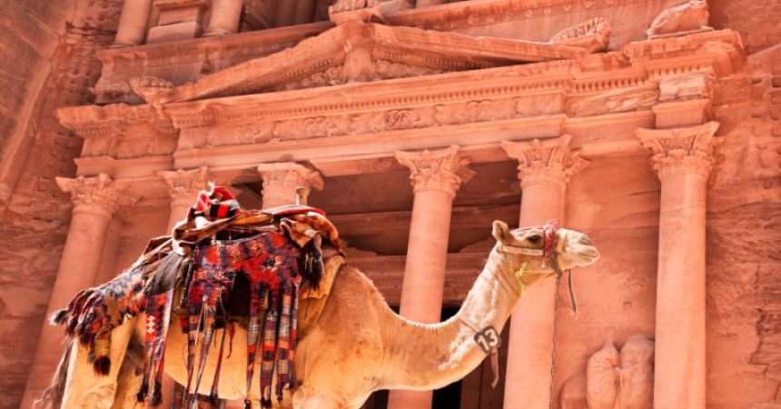 Petra Weather in March