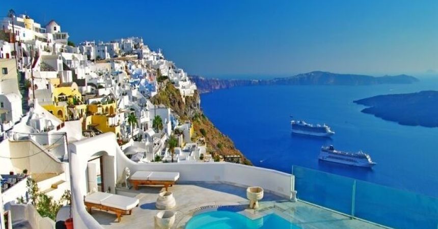 Santorini Weather in November