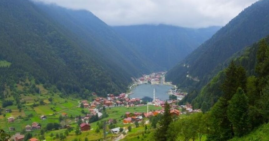 Sumela Monastery: A Cliffside Wonder in Turkey