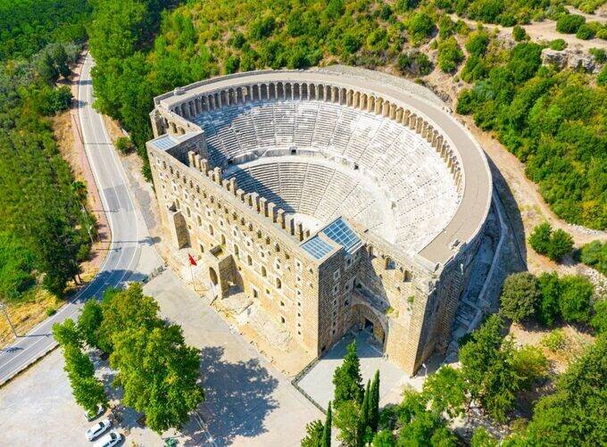 Aspendos: A stunning Roman theater showcasing ancient architectural brilliance