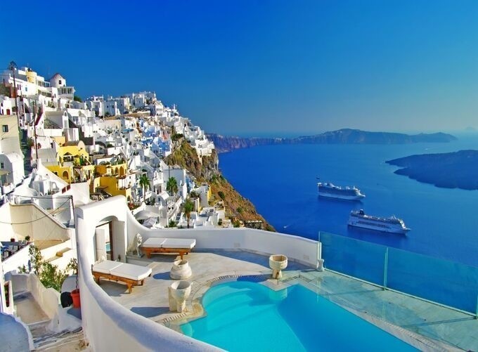 Santorini Island View: Experience the Iconic Beauty and Spectacular Vistas of Greece