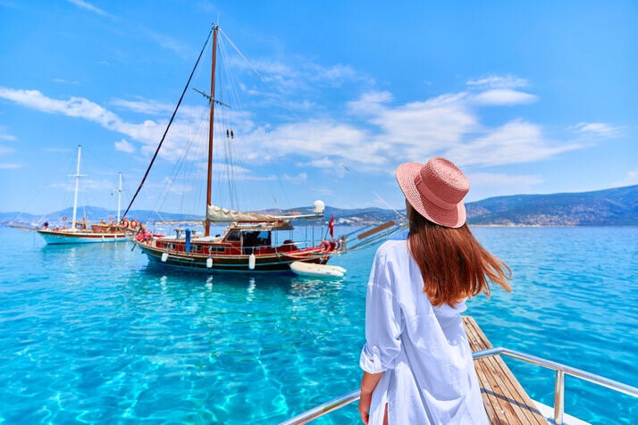 •  Stunning views of Fethiye's turquoise waters and pristine beaches