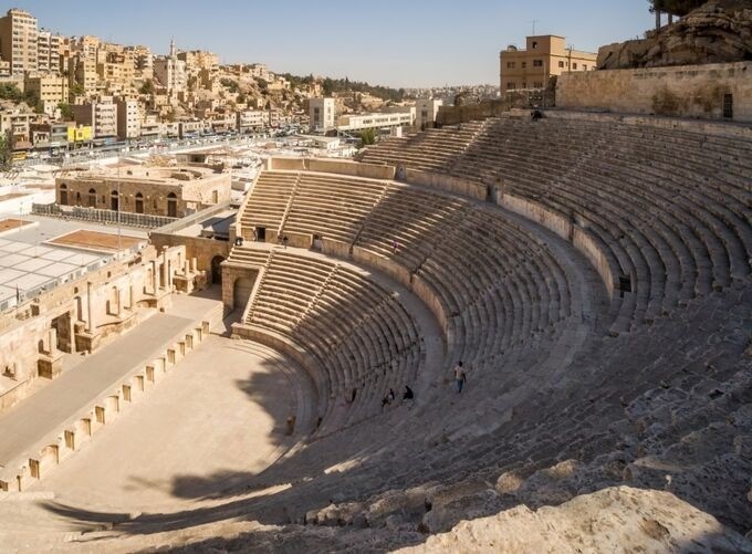 Scenic views of Amman’s hills with layered white-stone houses