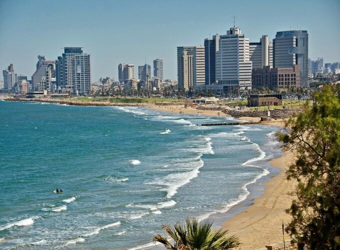 Discover Tel Aviv’s eclectic markets and breathtaking seaside beauty