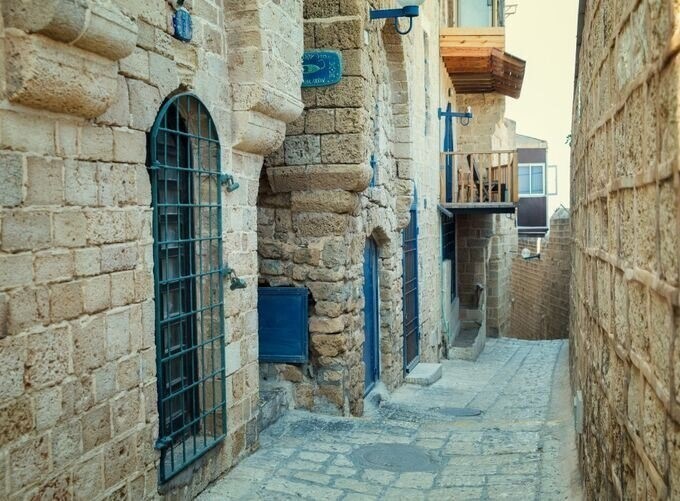 Discover Israel’s historic streets and its picturesque urban charm